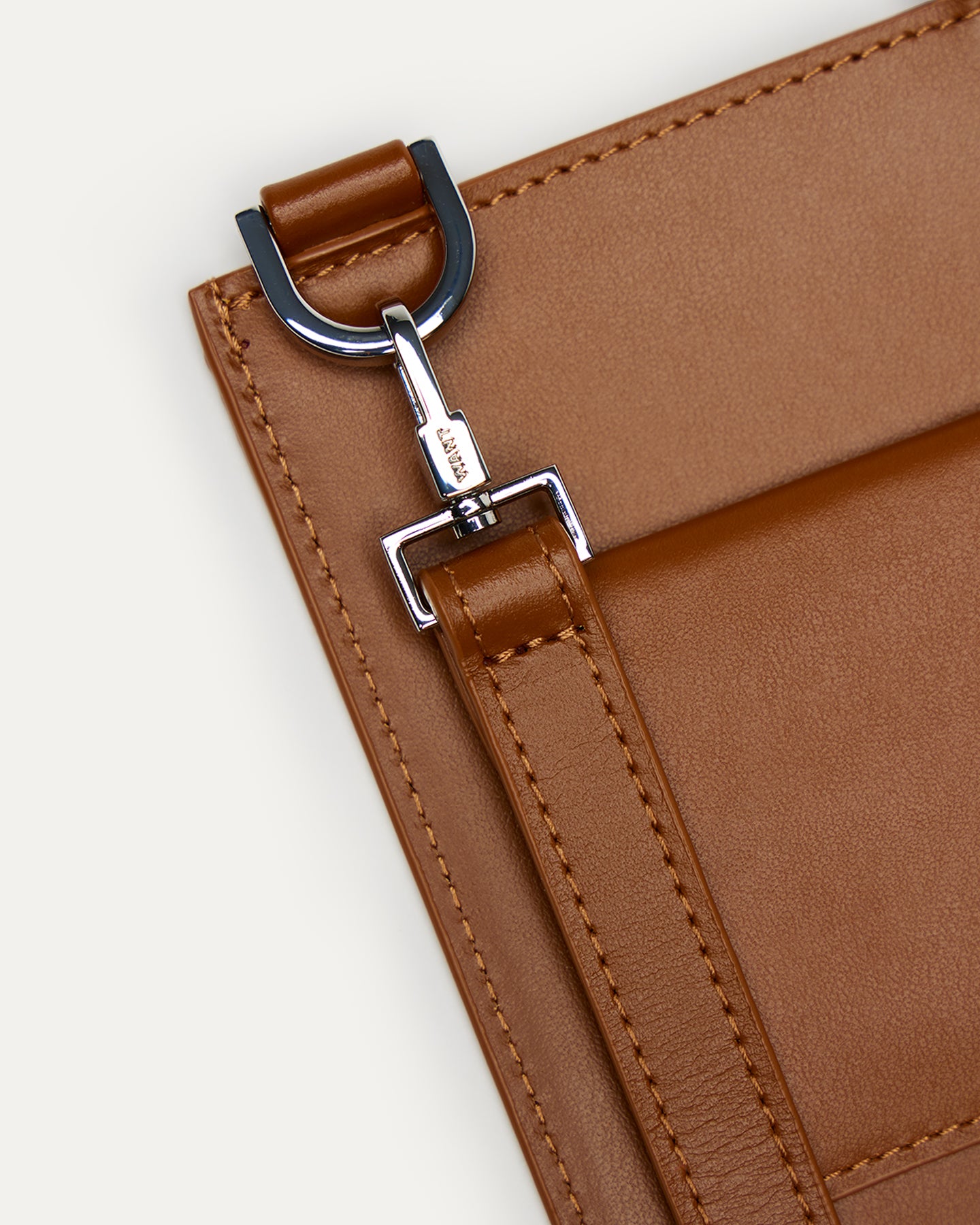 Arch Smooth Leather Phone Bag WANT Les Essentiels