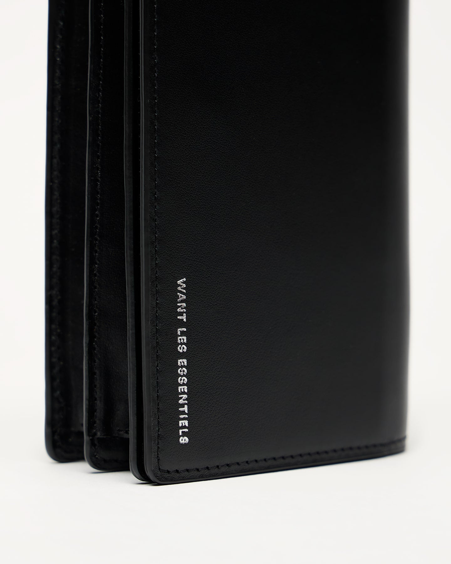 WANT Les Essentials Leather Wallet outlet Black